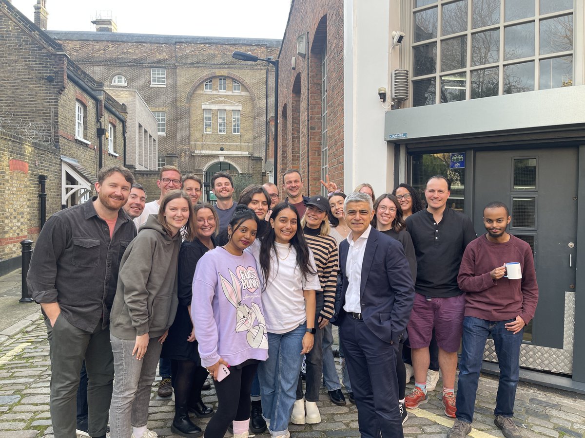 eduMe π (@edumesocial) on Twitter photo Thanks for stopping by <a href="/MayorofLondon/">Mayor of London, Sadiq Khan</a>! π eduMe was one of the intakes to the <a href="/growldnbusiness/">Grow London</a> Cohort 3 last week - a high growth scale-up with international expansion, in action! #london Thanks for stopping by <a href="/MayorofLondon/">Mayor of London, Sadiq Khan</a>! π eduMe was one of the intakes to the <a href="/growldnbusiness/">Grow London</a> Cohort 3 last week - a high growth scale-up with international expansion, in action! #london