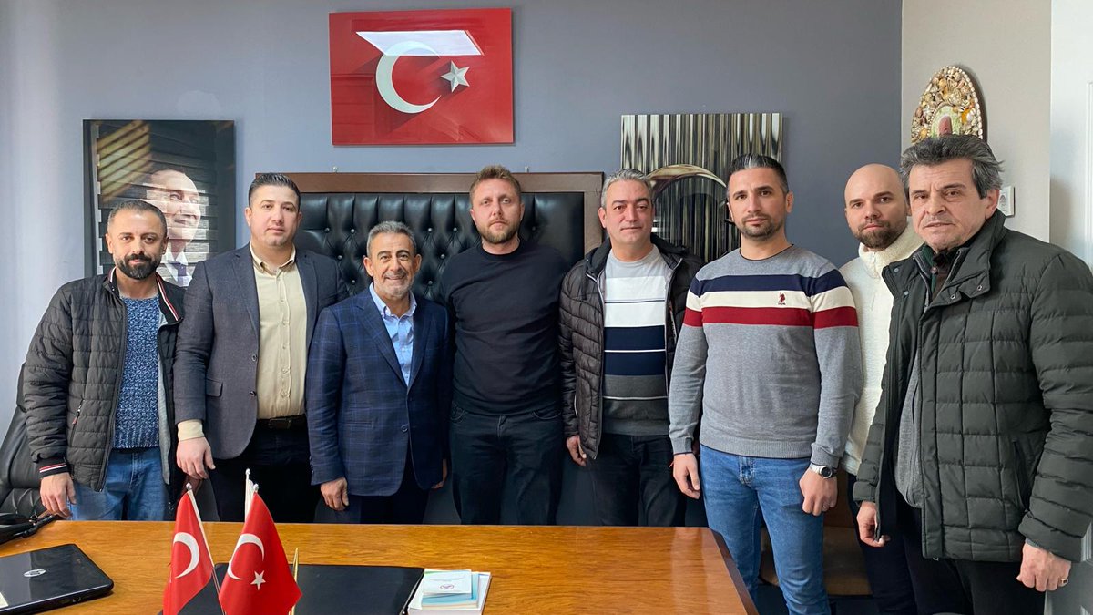 Cevdetcayir35's tweet photo. Altındağ Esnaf ve Sanatkarlar Odası Başkanı Tayfun Çıracı ve Yönetimine ziyarette bulunduk. Nazik misafirperverlikleri için teşekkür ederiz. https://t.co/3fNnI911h4