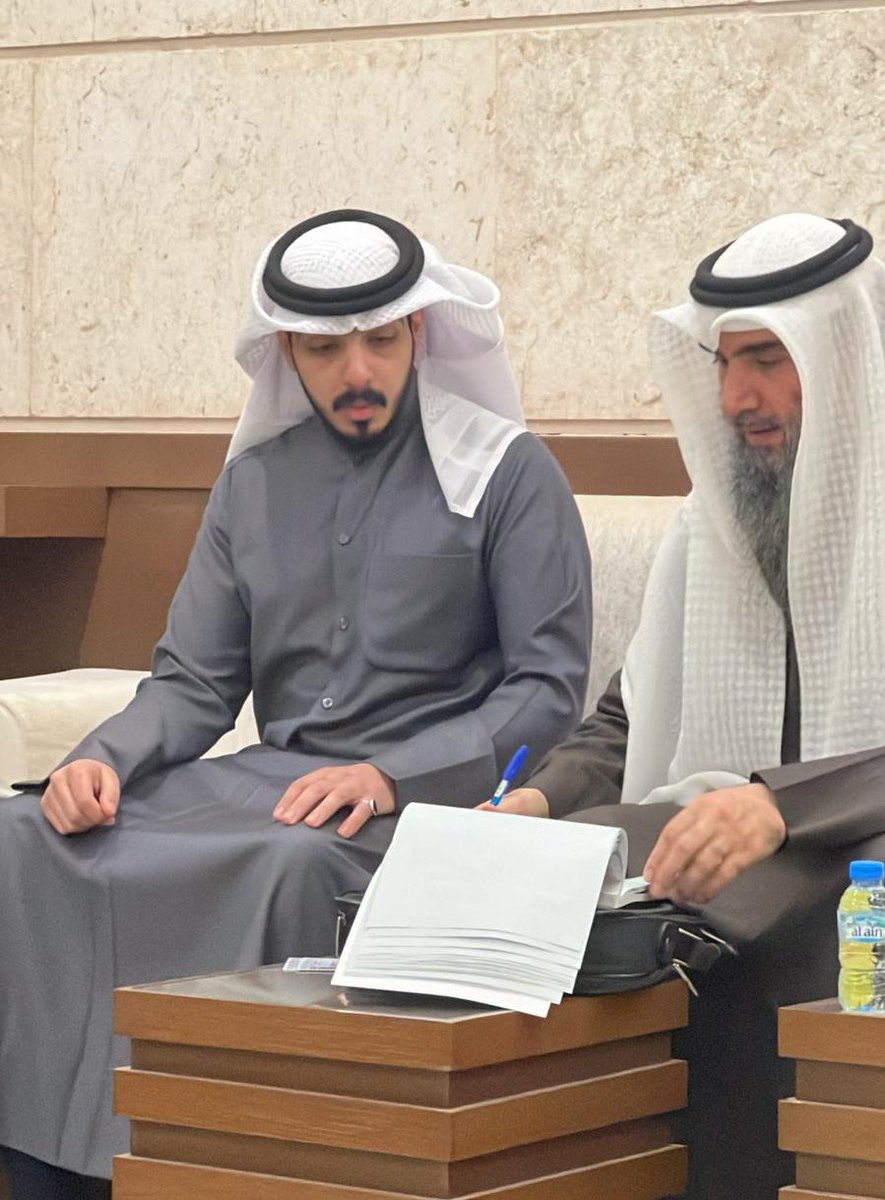 HRB_KW's tweet photo. نبارك للأخ :
فليج مبارك فليج الشامان
عقد قرانه سائلين الله تعالى له التوفيق والسداد https://t.co/6K1QUojZtH