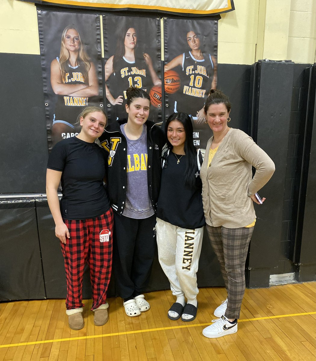 SJV Lady Lancers Basketball (@sjvladylancers) on Twitter photo Monday night was Senior night and we had a great time celebrating some very special Seniors <a href="/JuliaKarpell/">Julia Karpell</a> <a href="/gwen_bruen/">Gwen Bruen</a> <a href="/carolynlundy61/">Carolyn Lundy</a>! We are so proud of you! <a href="/sjvcoach/">Dawn Karpell</a> <a href="/SJVHS/">Saint John Vianney High School</a> <a href="/SJVHS_Athletics/">Pat Smith</a> Monday night was Senior night and we had a great time celebrating some very special Seniors <a href="/JuliaKarpell/">Julia Karpell</a> <a href="/gwen_bruen/">Gwen Bruen</a> <a href="/carolynlundy61/">Carolyn Lundy</a>! We are so proud of you! <a href="/sjvcoach/">Dawn Karpell</a> <a href="/SJVHS/">Saint John Vianney High School</a> <a href="/SJVHS_Athletics/">Pat Smith</a>