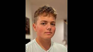 resilient333's tweet photo. And remember...'suddenly'😪💔
*Carter Stone-15 yrs-USA
 *HS Football Player 
*Aug 25, 2022
*Attended school the day before
*He died due to Cardiac Arrest during 'routine' arthroscopic shoulder surgery
*"Undiagnosed tumor on his heart &amp; T-cell leukemia"⁉️
https://t.co/9poqtGyVra https://t.co/0FhYLiDwH1