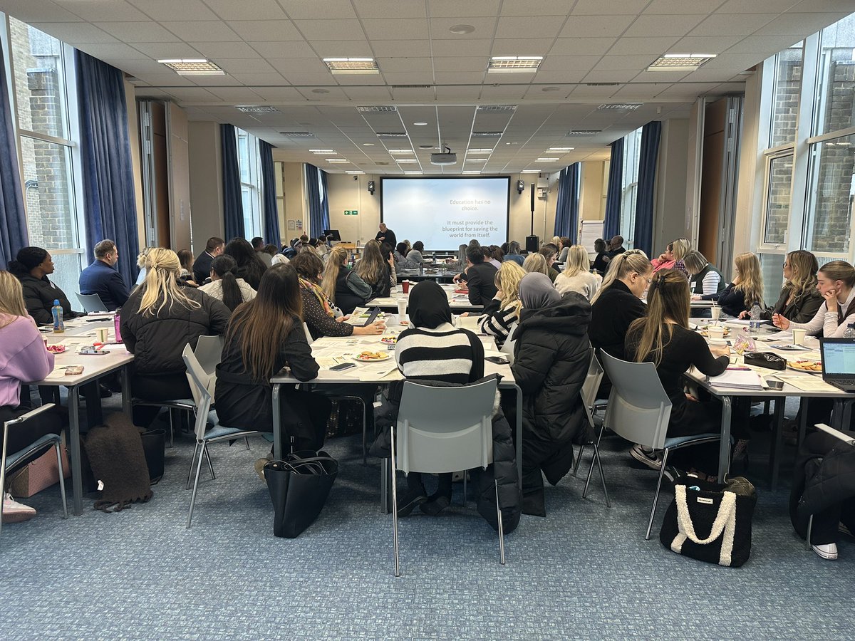 Speakers included inclusive education expert Professor Roger Slee, animal therapy providers Wildling Adventures, @ZarachLeeds who aim to end bed poverty, and @AndiBrierley, Head of Access, Participation and Outcomes at Leeds Trinity.

Thanks to all who made the event a success🙌