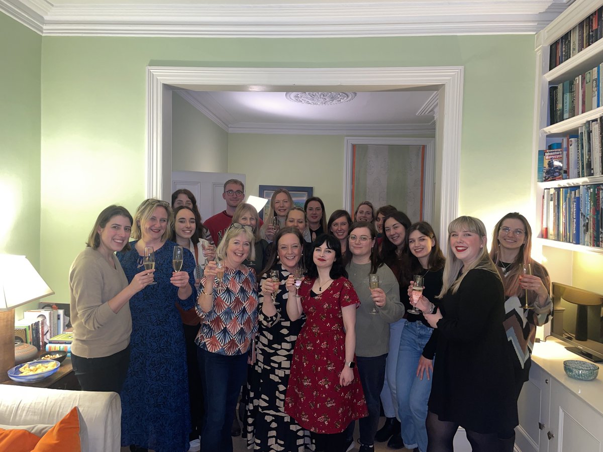 #TeamBoldwood celebrating a successful 2023 irl and in the best way we know (with fizz)🥂✨