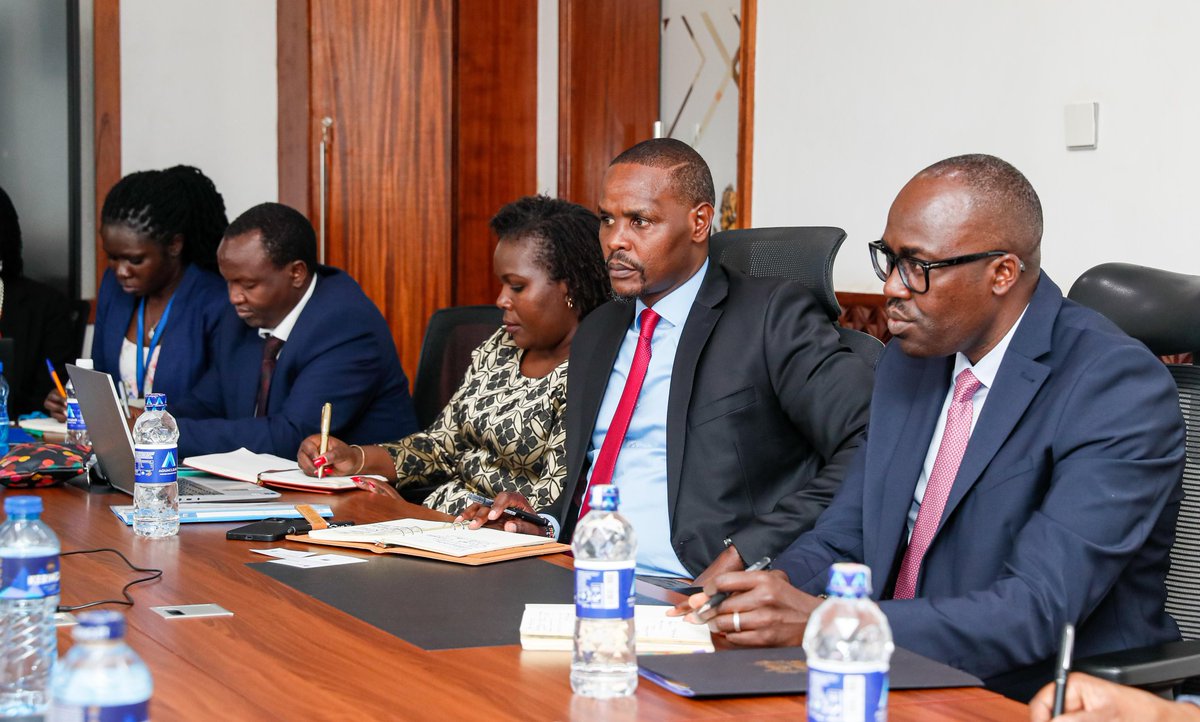@EnviClimateC_Ke Principal Secretary Eng Festus K Ng'eno & his Foreign Affairs counterpart Dr. Korir Sing'oei today held a bilateral meeting with a delegation from European Union led by Henriette Geiger (Head of EU Delegation in Kenya) at the @ForeignOfficeKE in Nairobi.