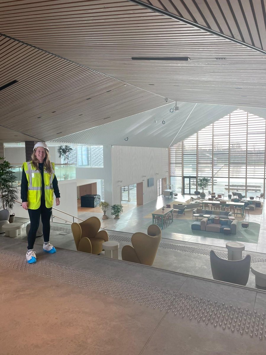 What an exhilarating few days it's been for the Sketch Studios team as we add the final touches to an incredible project for one of our global clients! 🌍 🙌

Stay tuned for exclusive insights into this remarkable new project! 😍

#workspaceinnovation #commercialinteriors