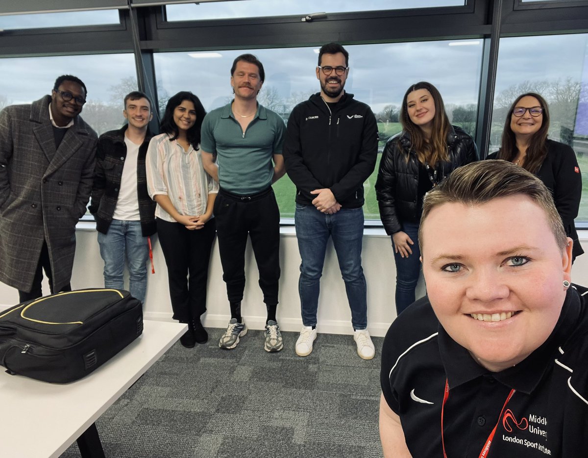 Huge thank you to @SJDCumming - Head of Mental Health at @UKSportsInst - for coming to speak to our @MDX_LSI MSc Sport & Exercise Psychology students this afternoon - fascinating insight into the work of Sam & his team in this area. #MentalHealth #SportPsych