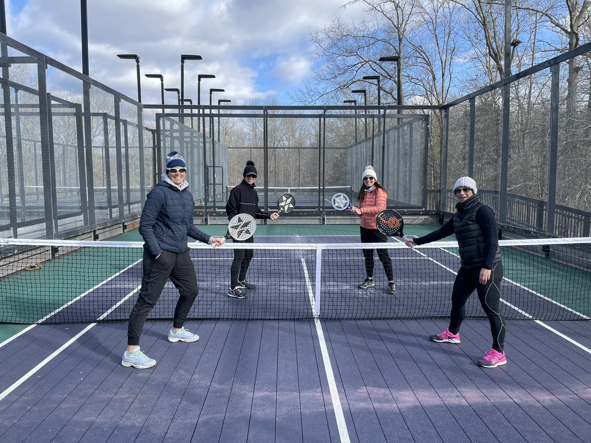 Serve, rally, smile, repeat. It’s a paddle tennis kind of day! 🏓