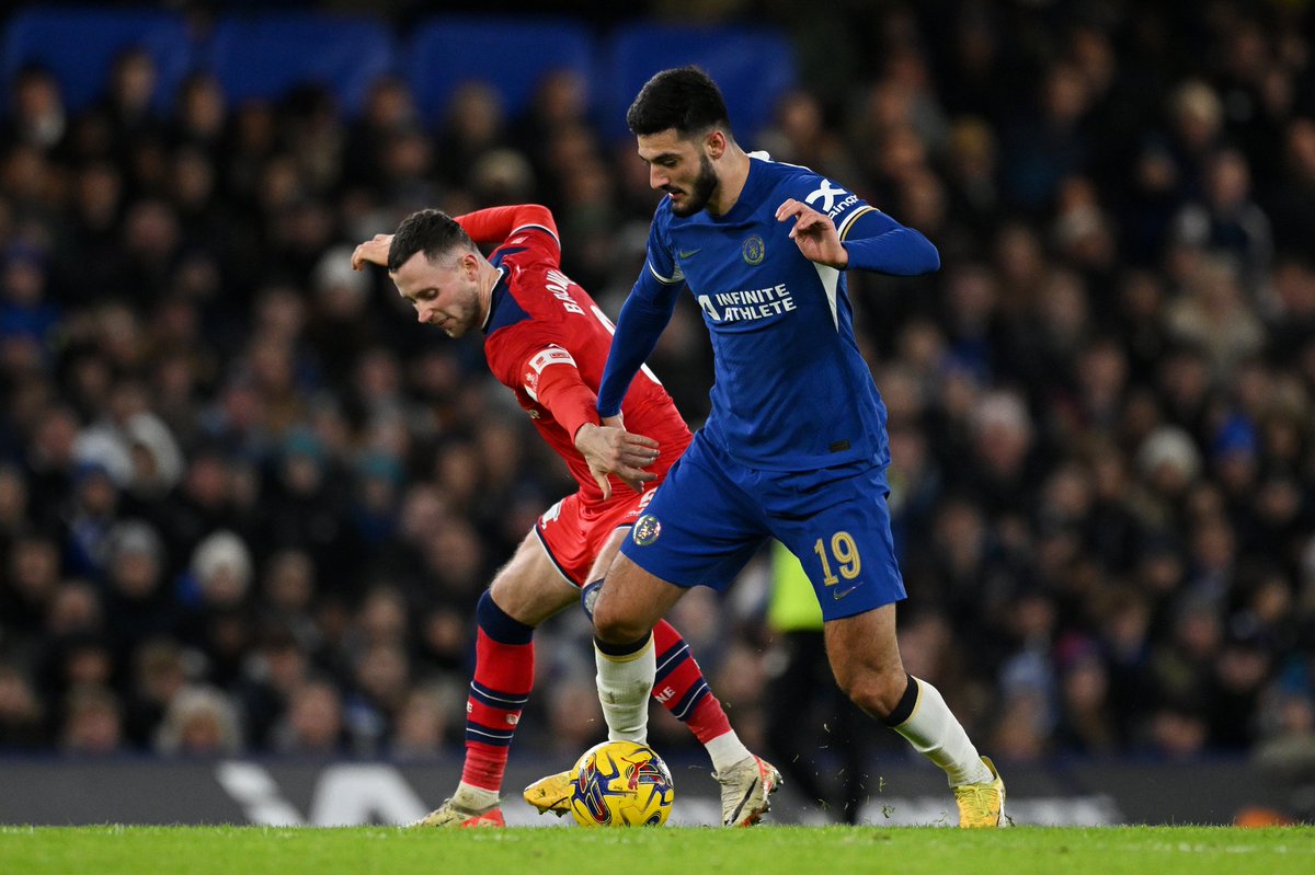 🇦🇱🔵 Fulham want to land Chelsea striker Armando Broja before the transfer deadline on Thursday, but the Blues are holding out for £50M (Daily Mail).