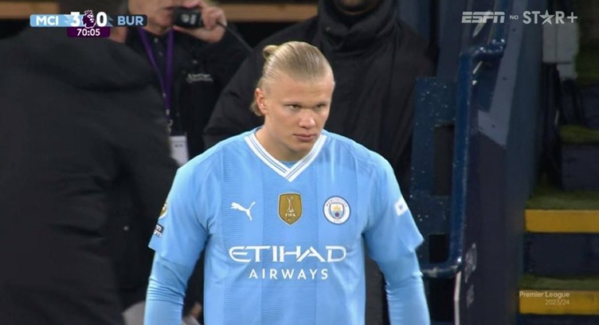 TrollFootball's tweet photo. He's back https://t.co/JsKN161rF8