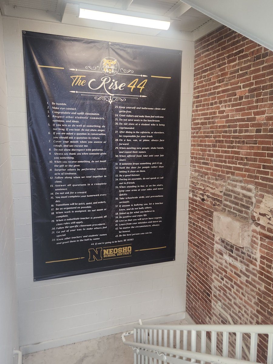 👋🤩 Hey <a href="/ronclarkacademy/">Ron Clark Academy</a>, <a href="/mrronclark_/">Ron Clark</a>, &amp; <a href="/kimbearden/">Kim Bearden</a>‼️ <a href="/NSDRISE/">RISE Elementary</a> #RCAEXP #essential44