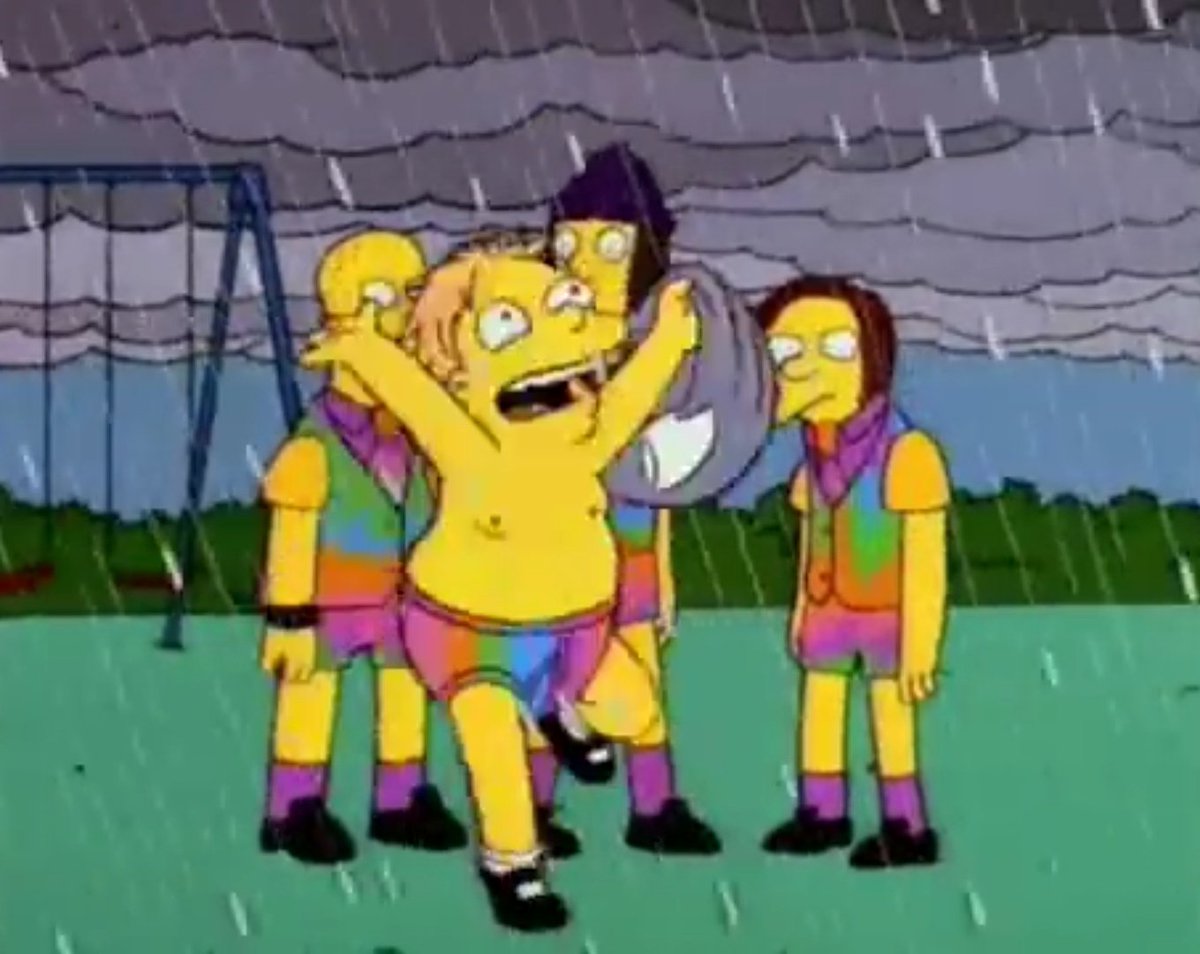 ColombiaSimpson's tweet photo. Y un día volvió a llover en Bogotá 🤪 🌧️ https://t.co/ltKjmCwj9o