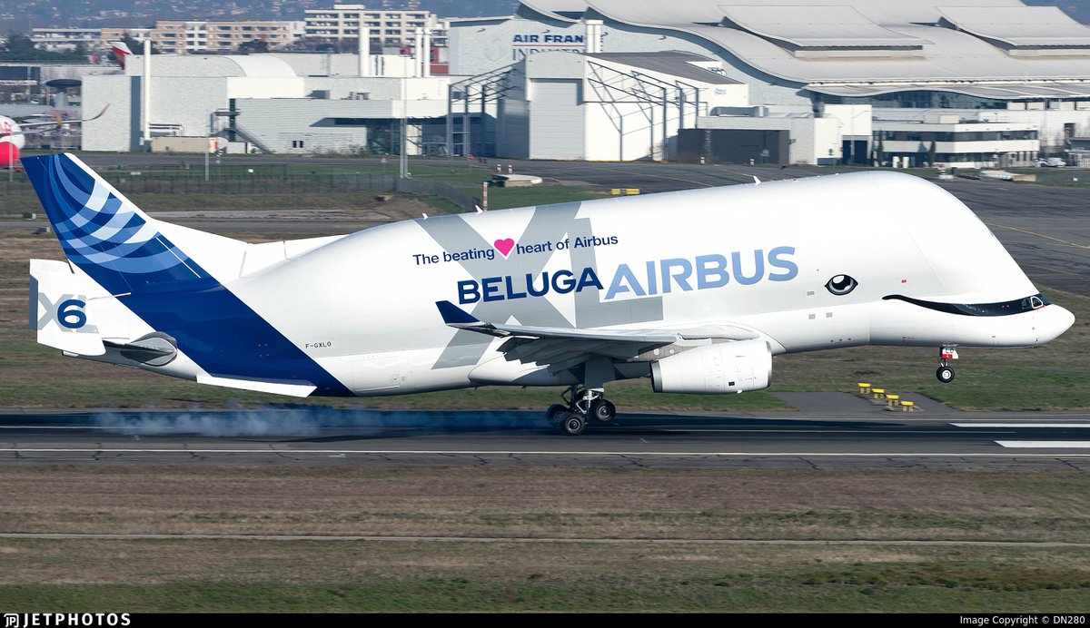 A BelugaXL touching down in Toulouse. jetphotos.com/photo/11210463 © DN280