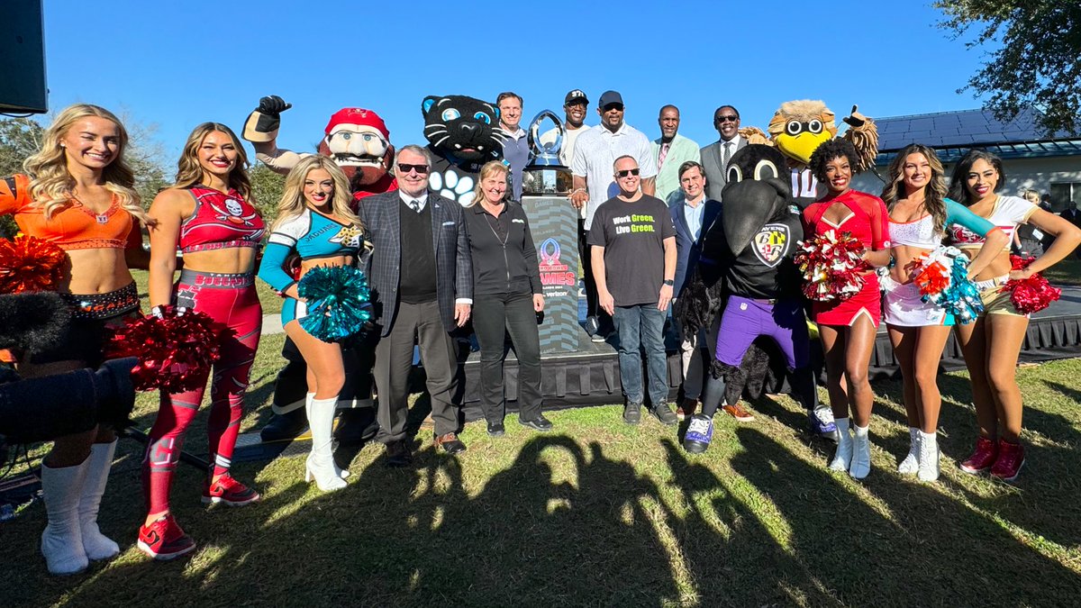 Kicked off @NFL #ProBowlGames Week in style at today’s Welcome Press Conference and Legacy Project!