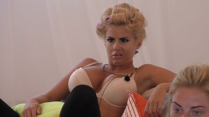 Jamie57271752's tweet photo. WHAT THE FUCK LOVE ISLAND #LoveIsland https://t.co/GDgOWpO37F