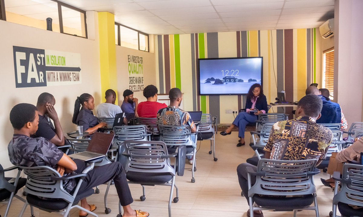genesystechhub's tweet image. Day 2 of the SIDE Project Masterclass we taught the participants about Human-Centered Design and Storytelling.

#StartupGrowth #Innovatetoimpact #SIDE #Entrepreneurialjourney