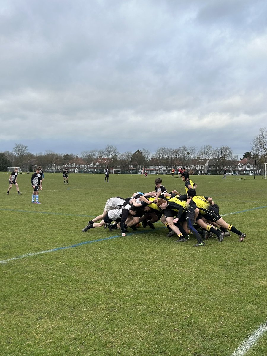 The College VI rugby team came out on top in a competitive fixture against Wilsons this afternoon! These boys have made so much progress, and it was great to see that come to fruition! With a lot of these boys remaining with us next year, the future looks bright! 🏉💪🏼