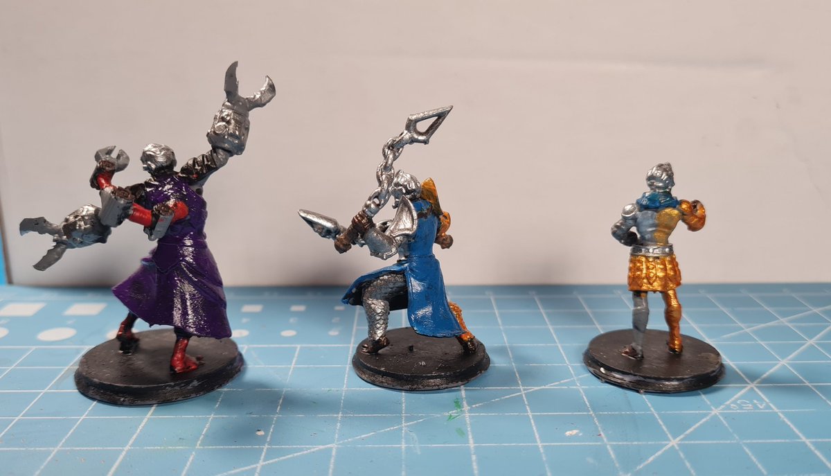 Kahitri's tweet photo. DnD miniatures with some finishing touches pt.1 https://t.co/CYJmeFojwh