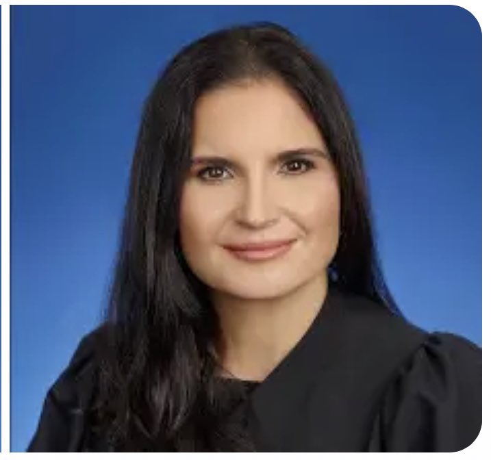 CineMava's tweet image. Thumb? Let’s be clear. She’s got her whole traitorous 
body on the scale of Justice. She’s in the tank . . . for the Nectarine Albatross. Aileen Cannon is her name. And she is a traitor to the United States. #DelayDelayDelay