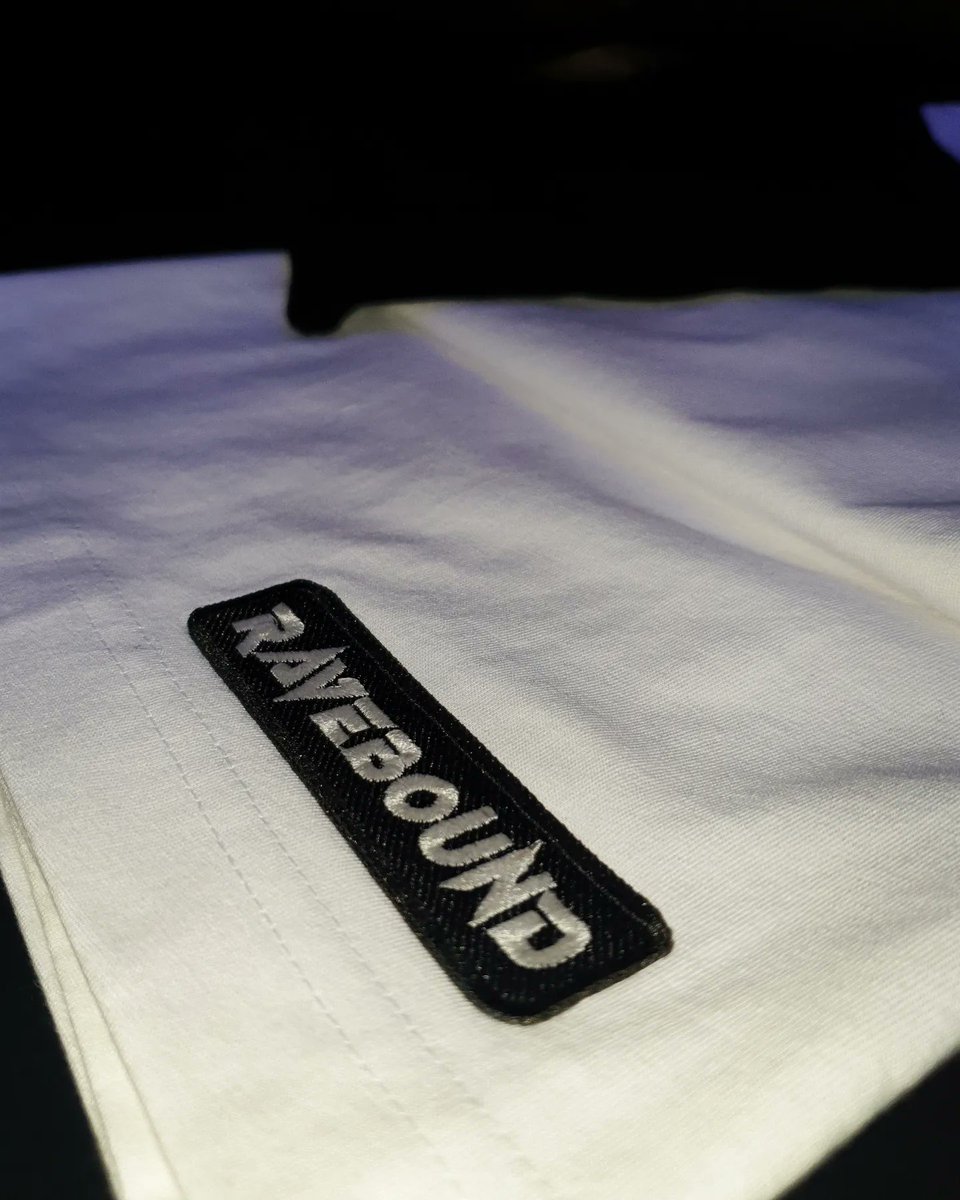 ravebound's tweet photo. Glow in the dark patch

Swipe 🖤💚

#ravebound #rave #skg #glowinthedark #patch #cotton #tshirt https://t.co/vaNzNWdVFR