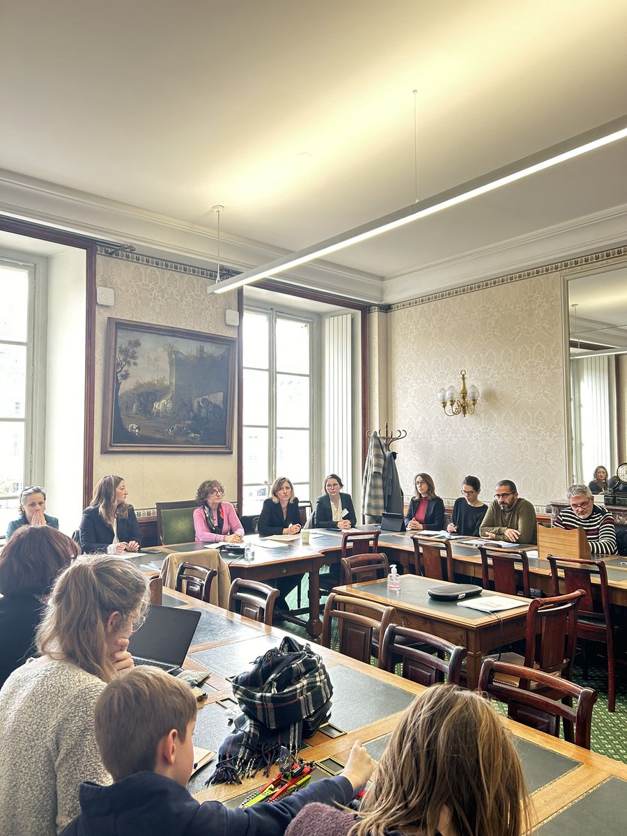Ambition école inclusive tweet media