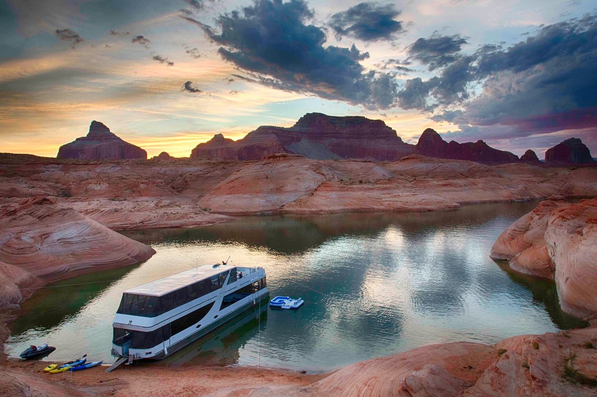 Enjoy a Lake Powell houseboat vacation on your very own luxury houseboat, and share the cost of houseboat ownership with an elite group of fellow owners. We have custom shared-ownership programs to fit your individual needs.
laketime.com