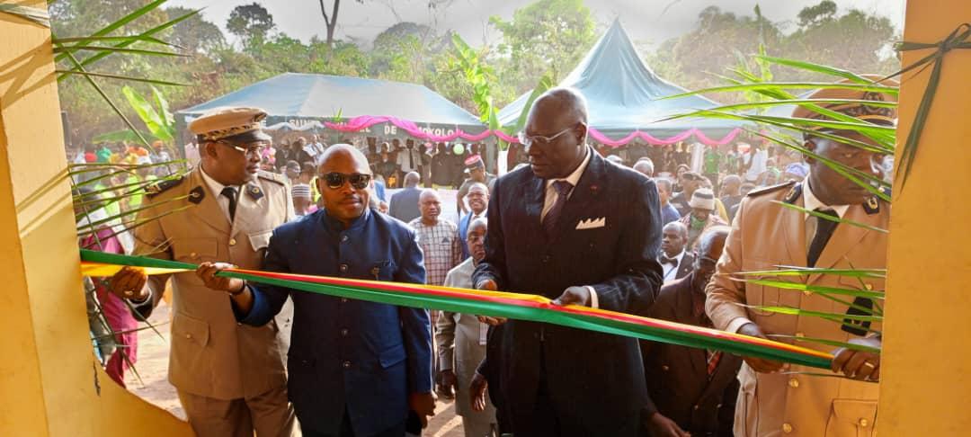 MFoutsou's tweet photo. In the Upper Sanaga region, acting on behalf of the Head of State @PR_Paul_BIYA, I have just inaugurated the Multipurpose Youth Empowerment Centre of #Mengue-#Kom, to facilitate the socio-professional and economic integration of youths of this locality. https://t.co/yhahC8l5gd
