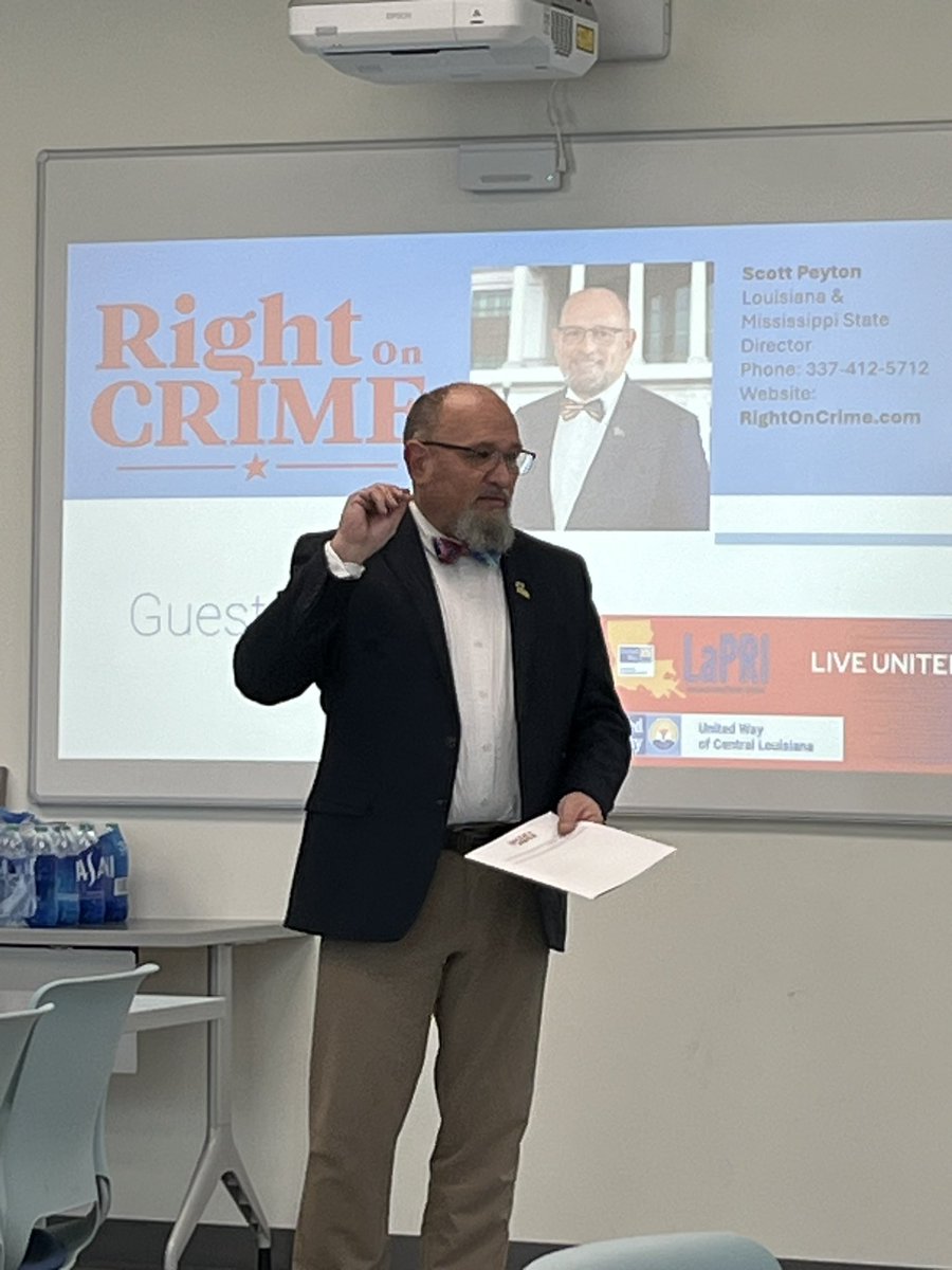 ScottEPeyton1's tweet photo. Thank you @UnitedWayCenla and Tony Thomas for having @RightOnCrime speak at the CenLa Reentry Coalition meeting. Great presentation from @SHRM on #secondchance hiring. #wearework @goCLTCC https://t.co/vQ22eBRvx7