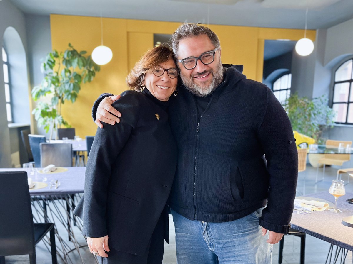 “Linea Verde” è andata alla scoperta di #Torino e ha fatto tappa anche alla Piazza dei Mestieri.

📺Domenica 4 febbraio, alle 12:20 andrà in onda su <a href="/RaiUno/">Rai1</a> una puntata da seguire dall’inizio alla fine! 

🙏Grazie a <a href="/pepponesk/">Peppone Calabrese</a> e al suo team! #lineaverde