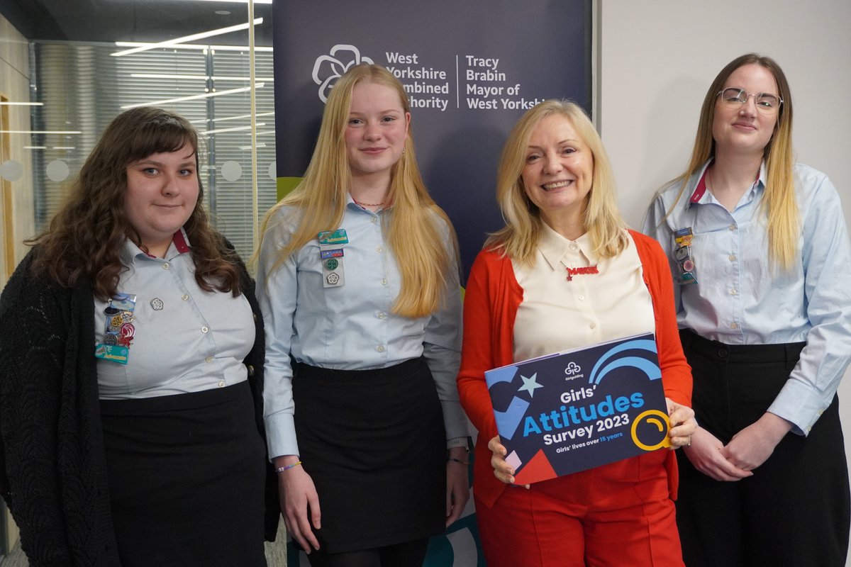 MayorOfWY's tweet photo. Young people are our future - and thanks to @wagggsworld the future’s looking bright!
Brilliant to hear Girl Guides’ insights on the safety of women & girls and protecting mental health.
Youth voices are crucial in building a West Yorkshire that works for all!
#ForHerWorld https://t.co/cCNQQI3CKm