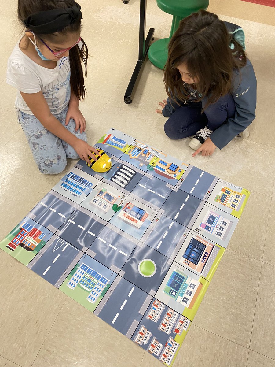 Hillary Webb tweet media