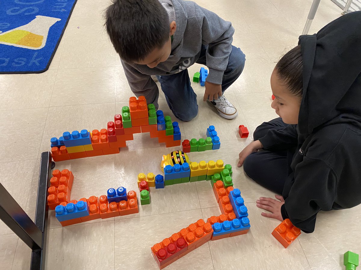 Hillary Webb tweet media