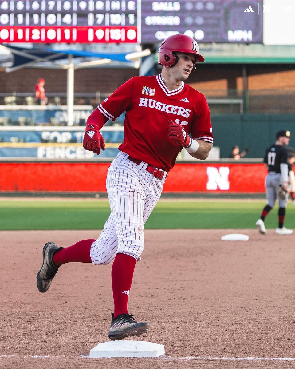 D1Baseball tweet media