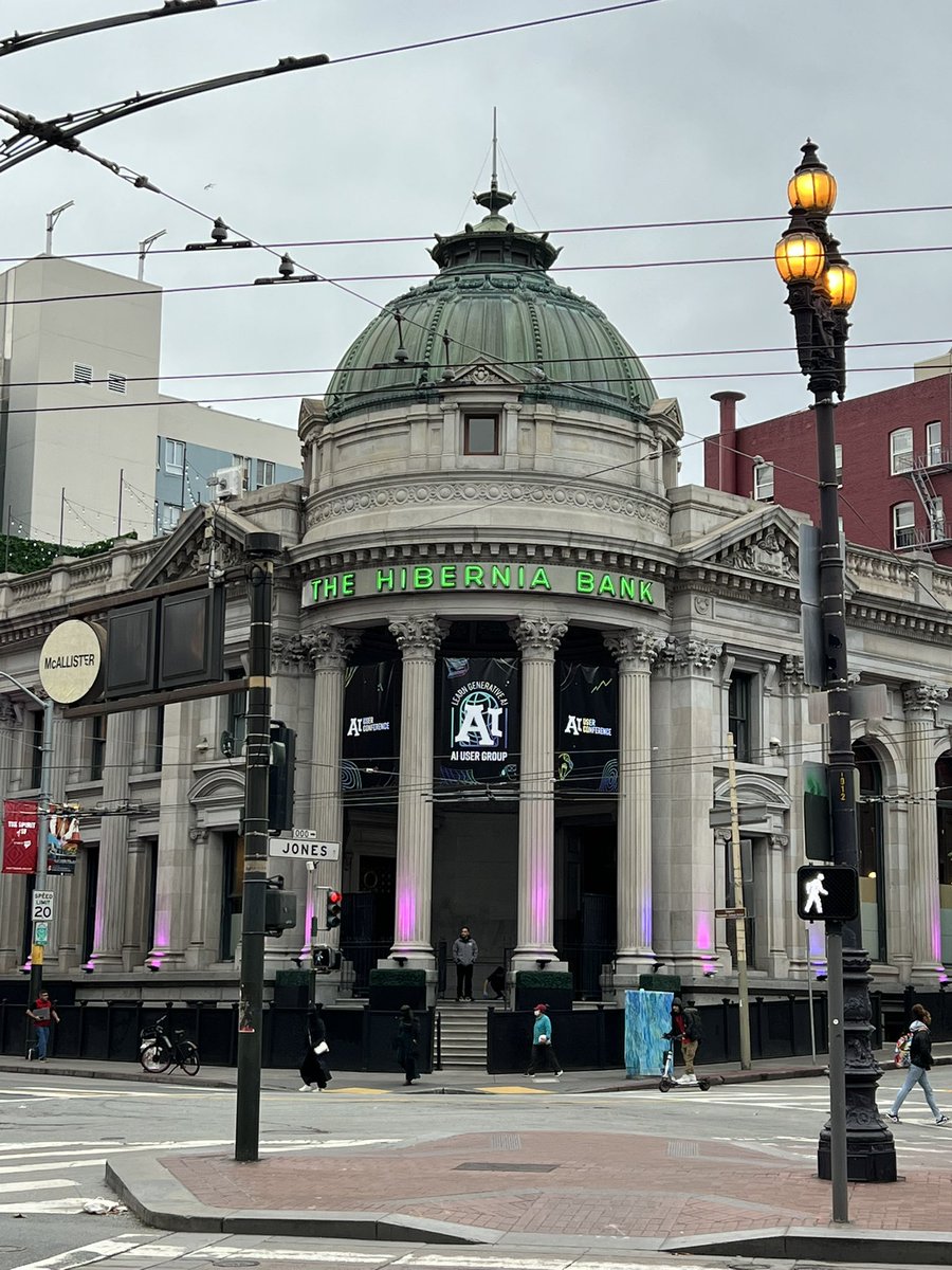 JonathonWall's tweet photo. Day 3 = Dev Day at the #SFAIUserConference!  @aiusergroup https://t.co/WX5WV1Fthl