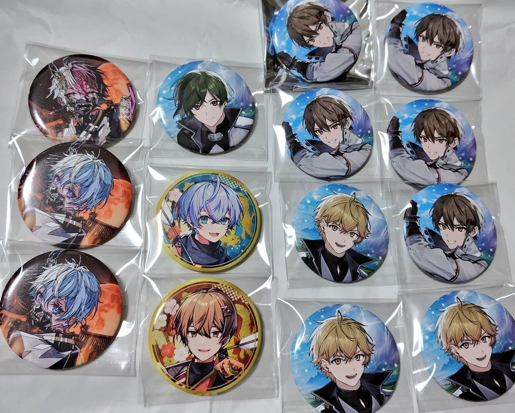 kukvruru's tweet photo. 【交換】シクフォニ　缶バ

譲:画像1.2

求:六幻(📢🍵)
僕ら(🌸🦈各1>📢1)
お正月(👑×1>📢🌸🍵)
詳しくはALTに記載

郵送交換希望
難しいと思いますが
ご検討よろしくお願い致します

※先着ではなく優先順の条件が良い方を優先させていただきます
ご了承ください

#シクフォニグッズ交換 https://t.co/xWpoRXVeUL