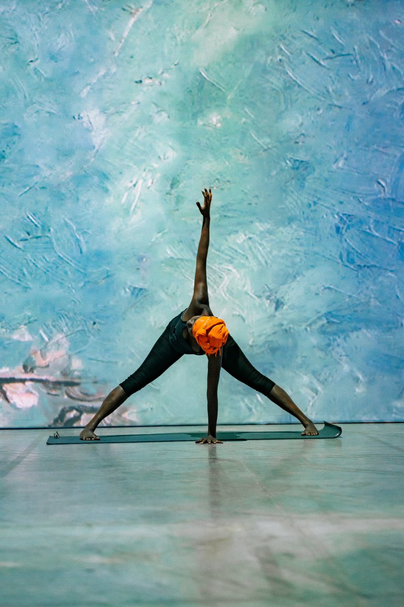 WHOA_Yoga's tweet photo. When Art meets Art- Yoga is a series of mindful movements, breath, and personal expression. Every pose becomes a brushstroke in the art of self-discovery. 

#malawianyogi #manitoba #Malawi https://t.co/Y2MYbuLktM