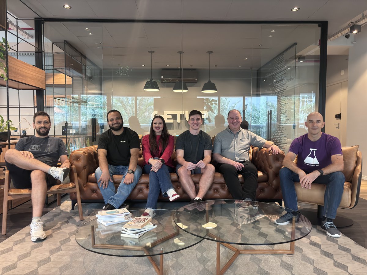 GetupCloud's tweet photo. Our Open Source team at Getup, including Kevin from frosty Canada, is excited to roll out the new Zora Dashboard with Trivy integration! Better security, better insights for your Kubernetes.

Check our blog for the scoop: https://t.co/zXrB2CMzXW

Big shout-out to the team for their stellar work!
#Kubernetes #OpenSource #DevSecOps