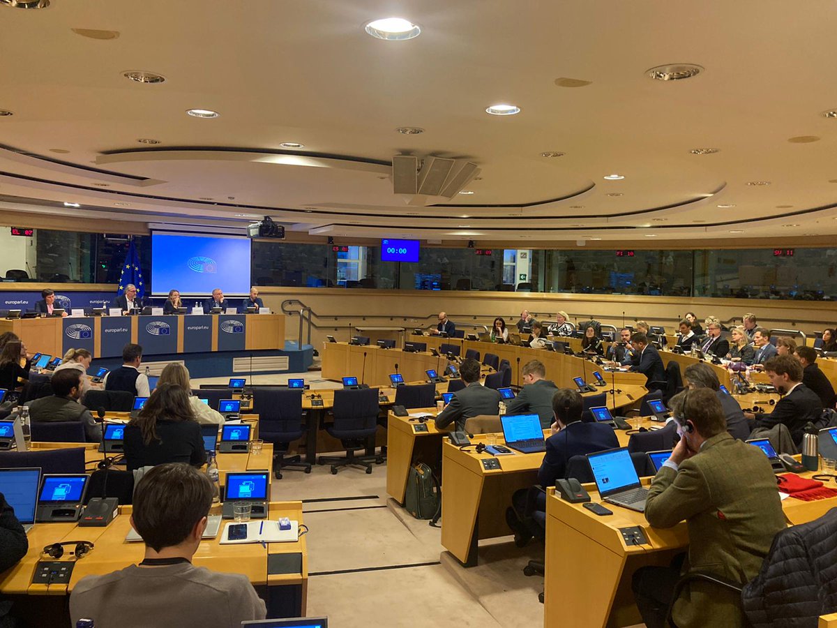 Council of European Municipalities and Regions tweet media