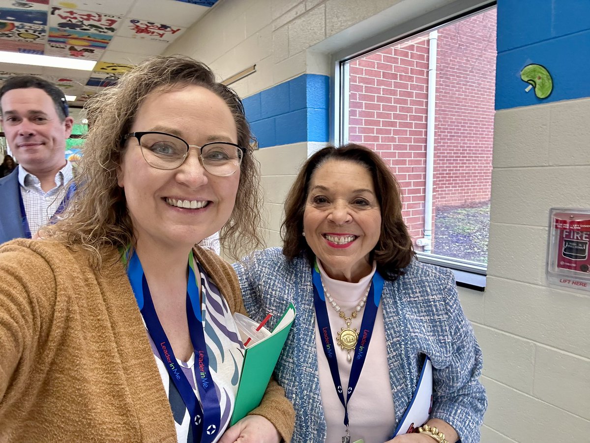 Misty R. (Delong) Goble (@mistyward78) on Twitter photo Thank you <a href="/muriel_summers/">muriel summers</a> for learning with us today <a href="/IndianTrailESNC/">Indian Trail Elementary School</a> ! Your energy for student leadership is contagious!
#LIMSymposium #LeaderinMe Thank you <a href="/muriel_summers/">muriel summers</a> for learning with us today <a href="/IndianTrailESNC/">Indian Trail Elementary School</a> ! Your energy for student leadership is contagious!
#LIMSymposium #LeaderinMe