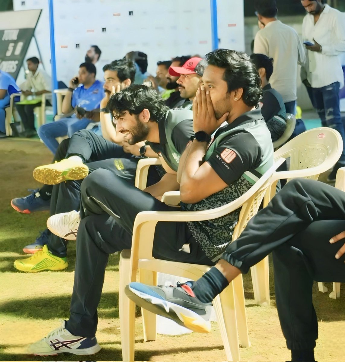 ritu0174's tweet image. Hasta Hua Noorani Chehra 🥹😍🧿

Such An Aesthetic View It Is ✨️ HIM And His Evergreen SMILE 😃🧿

#ShaheerSheikh #Contagious #Evergreen #Smile #StayHealthy #RiseNShine #LoveAndRespect

@Shaheer_S ♥️

#GodBlessYou #ShaheerSheikh