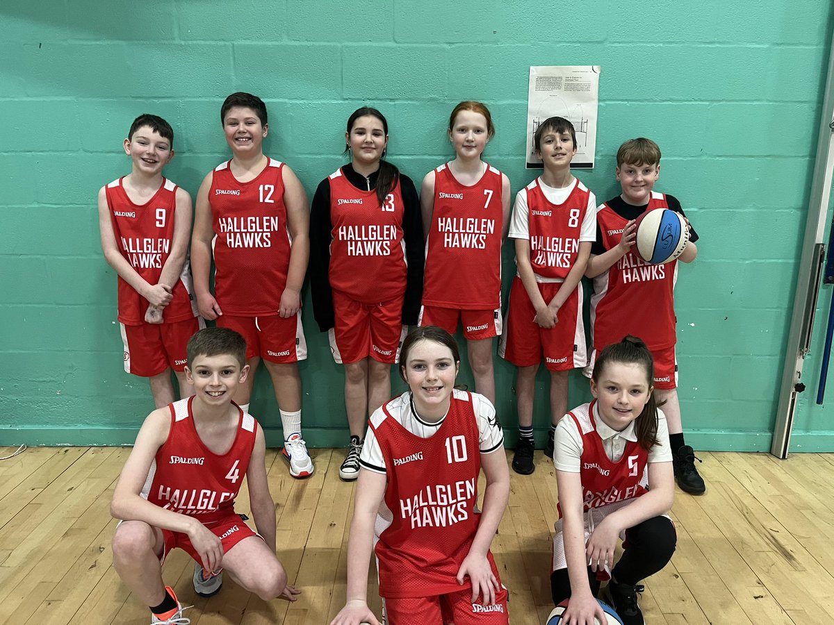 Second tournament of the year and we won all of our games🌟Everyone showed great teamwork, resilience and sportsmanship! So proud of you all👏🏽 #hallglenhawks 🦅🏀