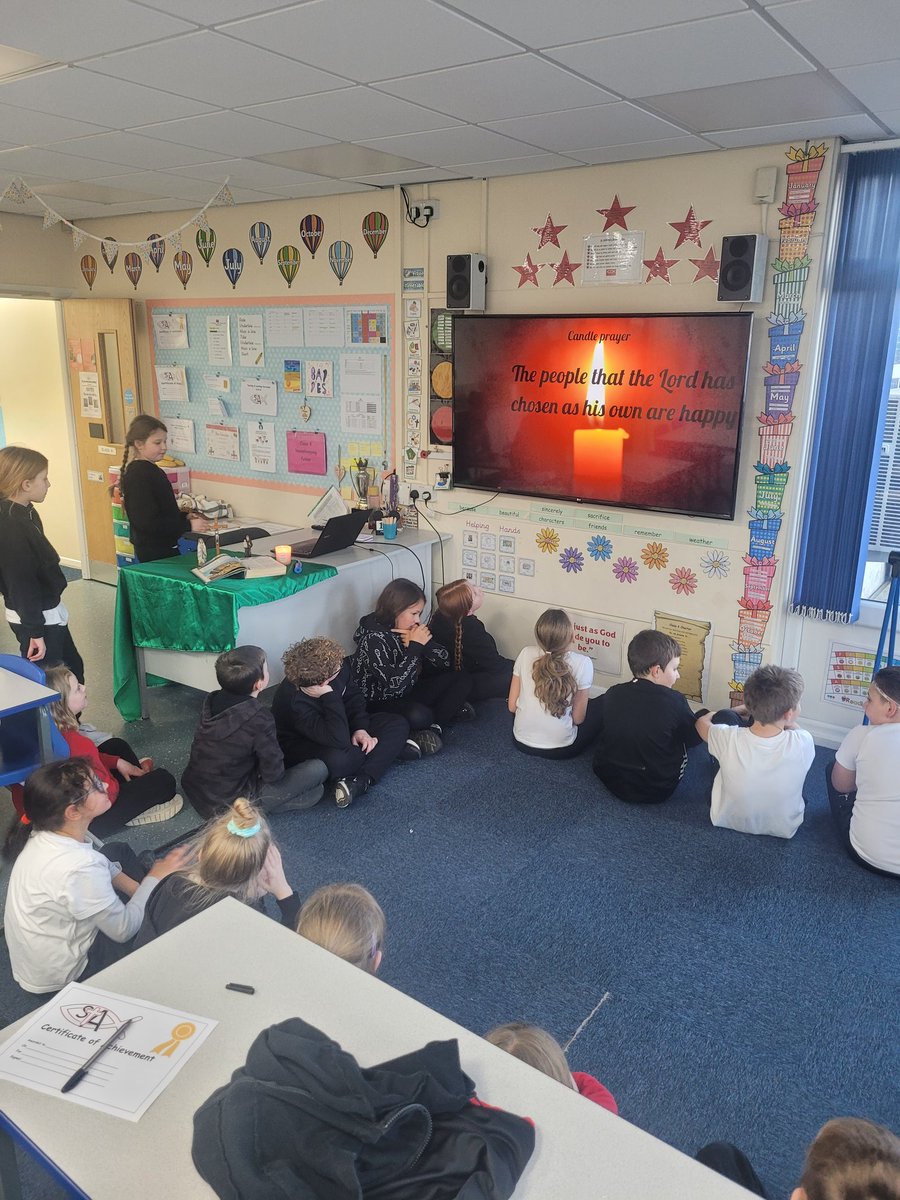 StAntsShipley's tweet photo. We love it when our friends lead collective worship in class 4. We'll done children 😊 #collectiveworship #stants https://t.co/XFB1uErQ2g