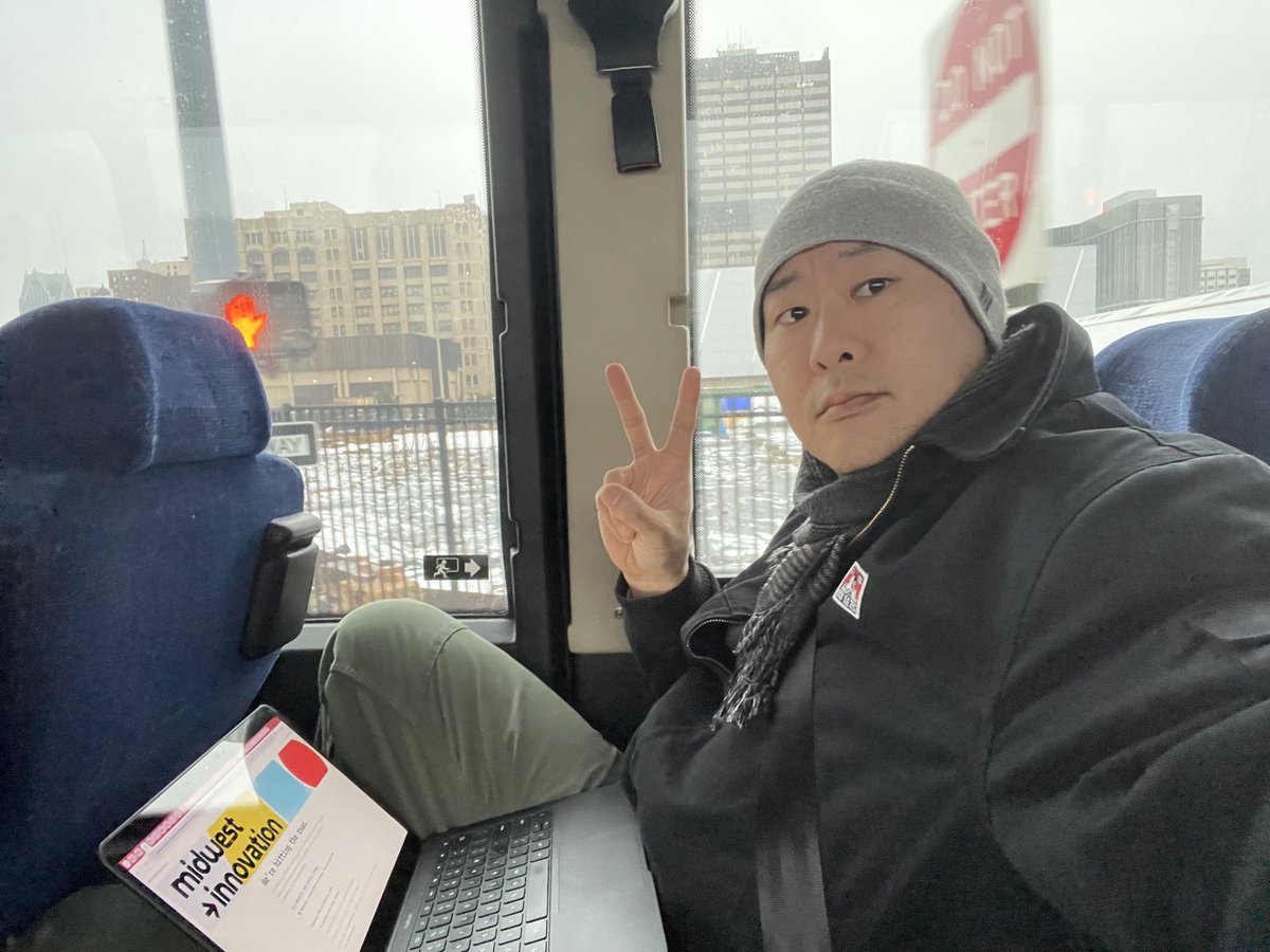 dugsong's tweet photo. In honor of @akgood’s board election, my @DetroitTransit morning - @RTAmichigan #D2A2 bus from #AnnArbor to #Detroit, @qlinedetroit to @pholucky, @MoGoDetroit to @Newlab via @DetroitRvrfrnt & @JoeLouisGreenwy 🚌🚉🚲👊 #BringEverybody #StateOfTransit https://t.co/3PlMFWwJ4c