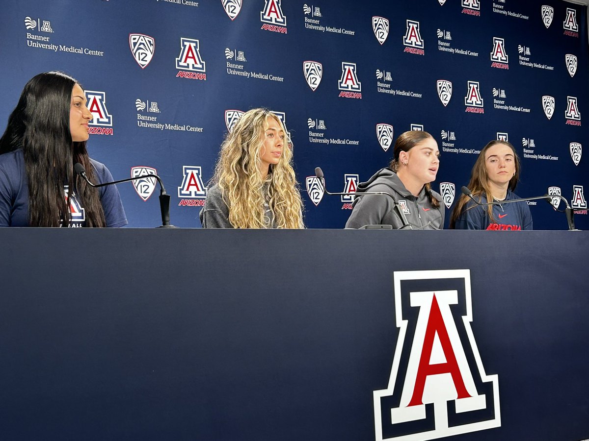 DavidKelly1290's tweet photo. #NCAASoftball: #ArizonaWildcats in new territory.
Unranked to start a season coming off not making tournament in โ23 and will begin โ24 without injured starting pitchers #DevynNetz & #SydneySomerndike.
#BearDownArizona https://t.co/mPnHkIAAnh