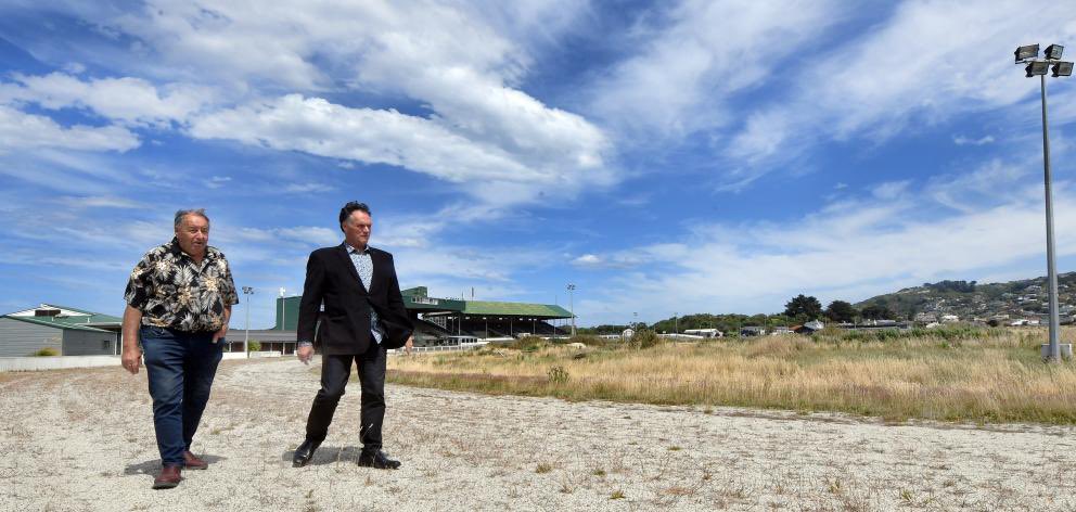 Former raceway Forbury Park has been sold to the Dunedin City Council for $13.2million and there are strong signs it will be used to boost the city’s climate resilience odt.co.nz/news/dunedin/d…