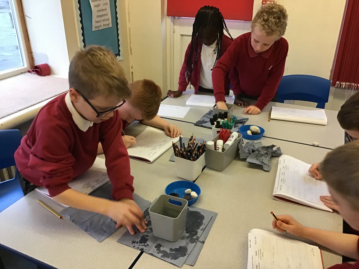 RalphBPSch_York's tweet photo. In science, class 6 tested the properties of rocks and used their results to categories the rocks. #RBPSScience https://t.co/YBJDlIJDea