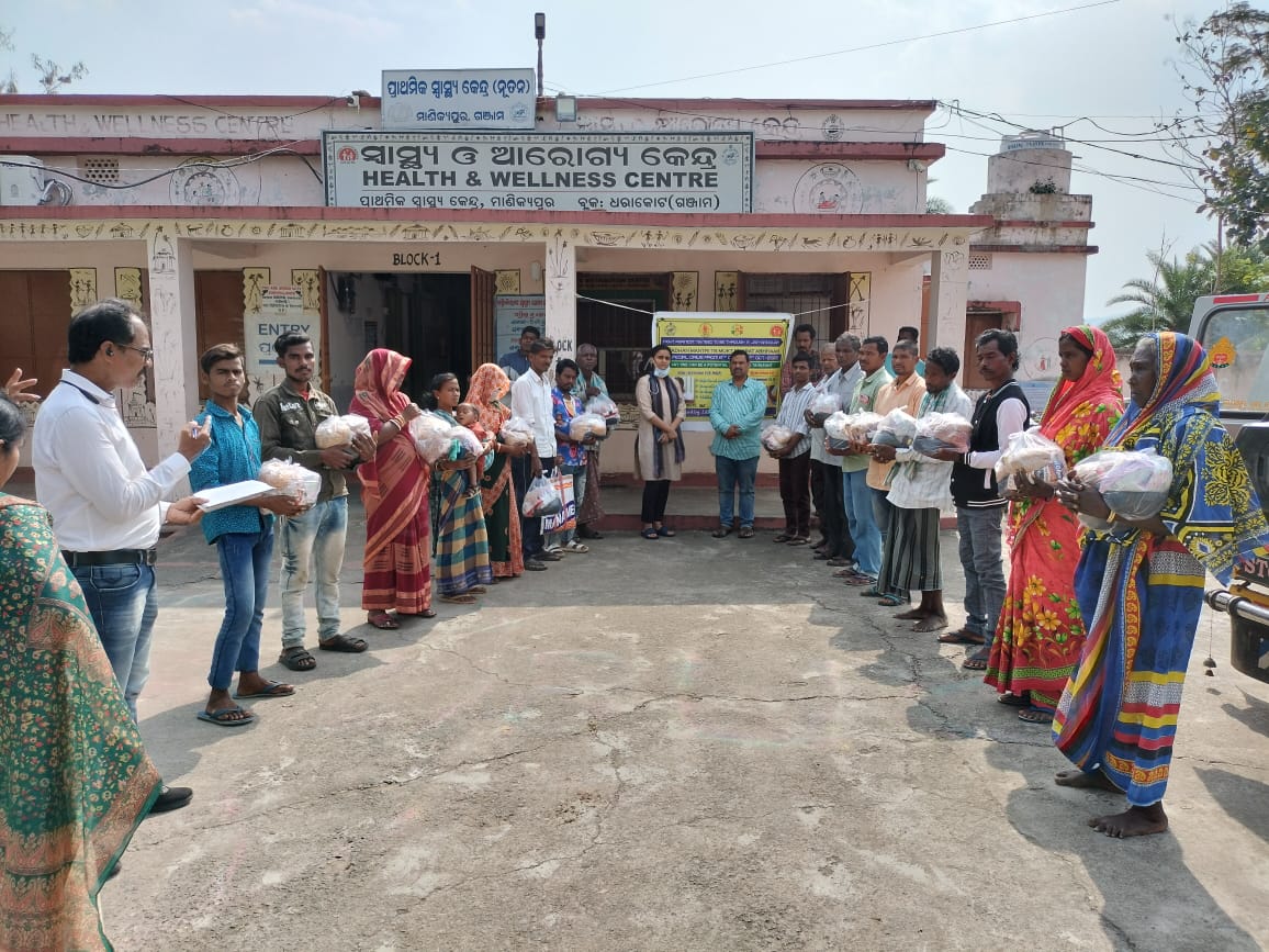 Food basket distribution to TB patients under Dharakote Block by Charitable trust as NIKSHAY MITRA under the PMTBMBA programme.
#TB HAREGA DESH JITEGA,
#IT IS TIME TO END TB ,
#YES SURE AND CURE FROM TB ,