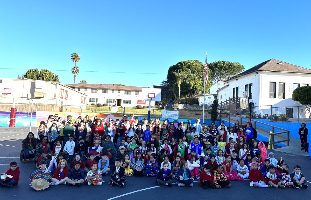 ejoseph525's tweet photo. St. Francis community all dressed in their multicultural outfits. Celebrating our diversity! #csw2024 #americasfineststudents https://t.co/ejcd4mGKns