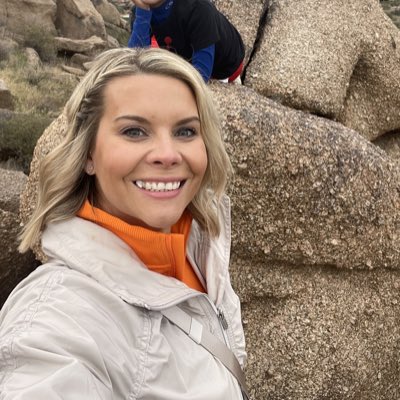 MissStout6's tweet photo. #NewProfilePic https://t.co/GmaQlNJhMo
