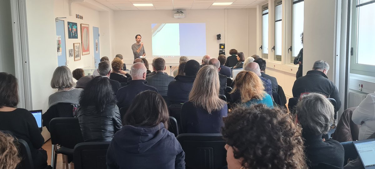 🙏Merci au Rectorat de l'<a href="/AcCreteil/">Académie de Créteil</a> et à l'ensemble des participants venus nombreux aujourd'hui pour parler #EducMédiasInfos