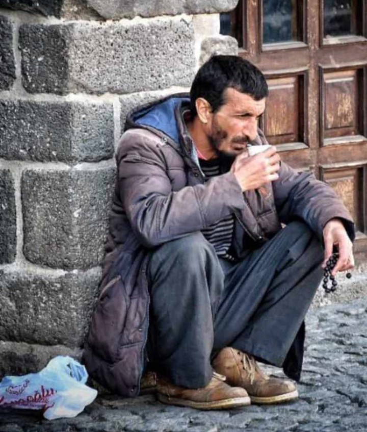 Allah rahmet eylesin, 
Mekanın cennet olsun güzel insan.
#ramazanhoca
